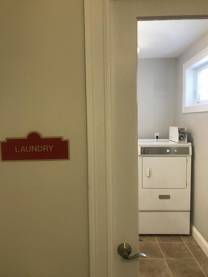 Crescent Suites Hotel Waltham Esterno foto