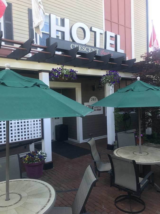 Crescent Suites Hotel Waltham Esterno foto