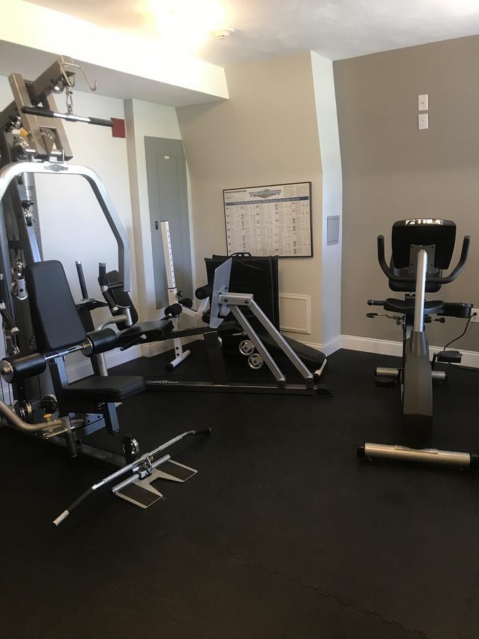 Crescent Suites Hotel Waltham Esterno foto