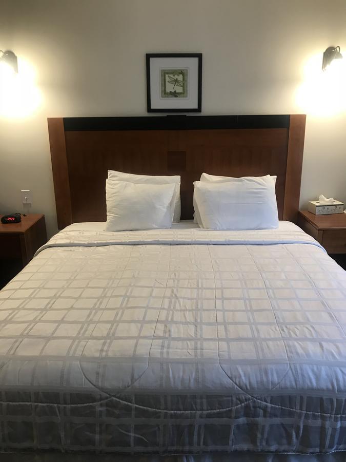 Crescent Suites Hotel Waltham Esterno foto