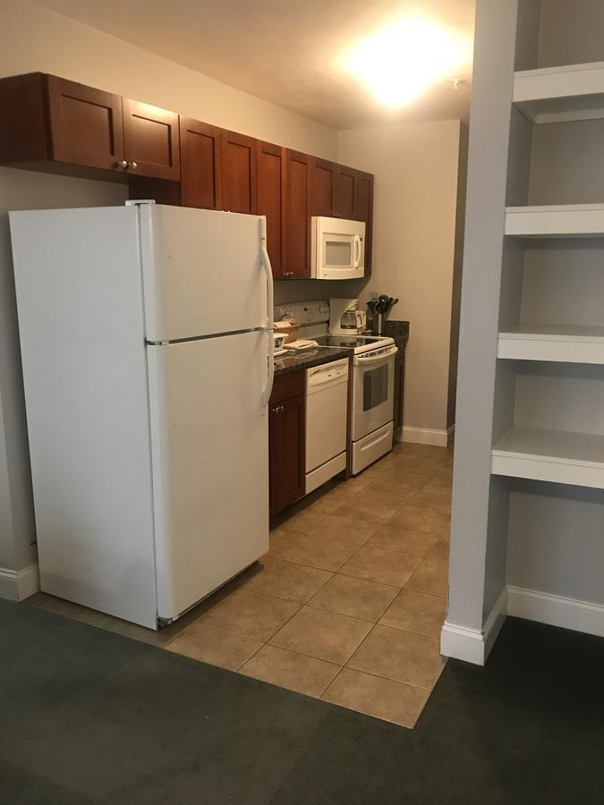 Crescent Suites Hotel Waltham Esterno foto