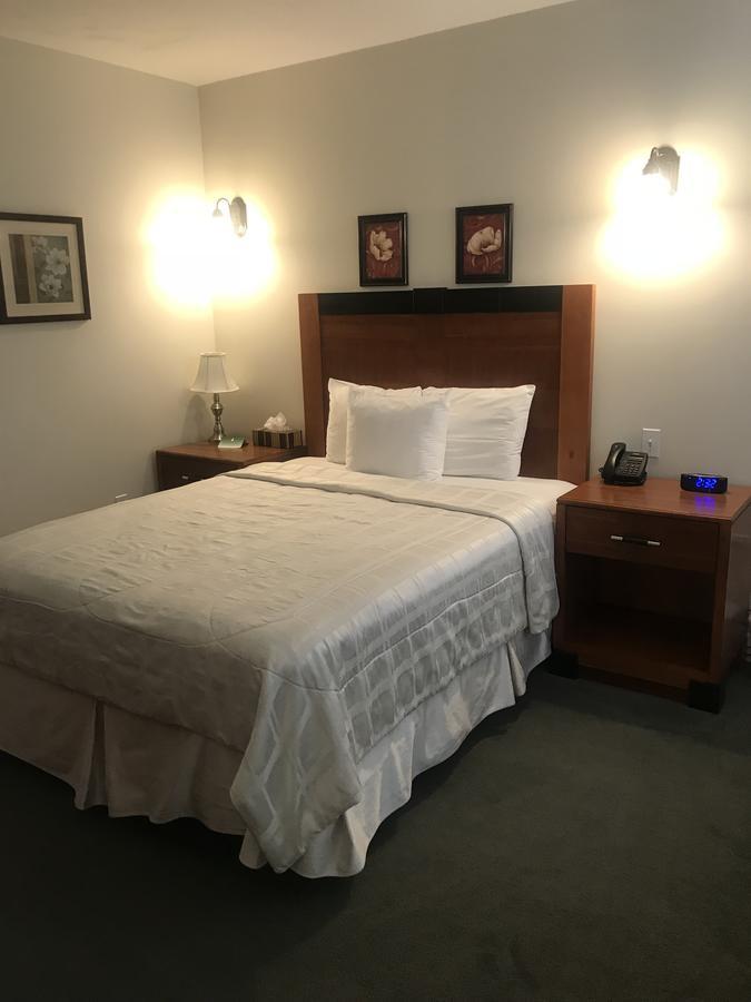 Crescent Suites Hotel Waltham Esterno foto