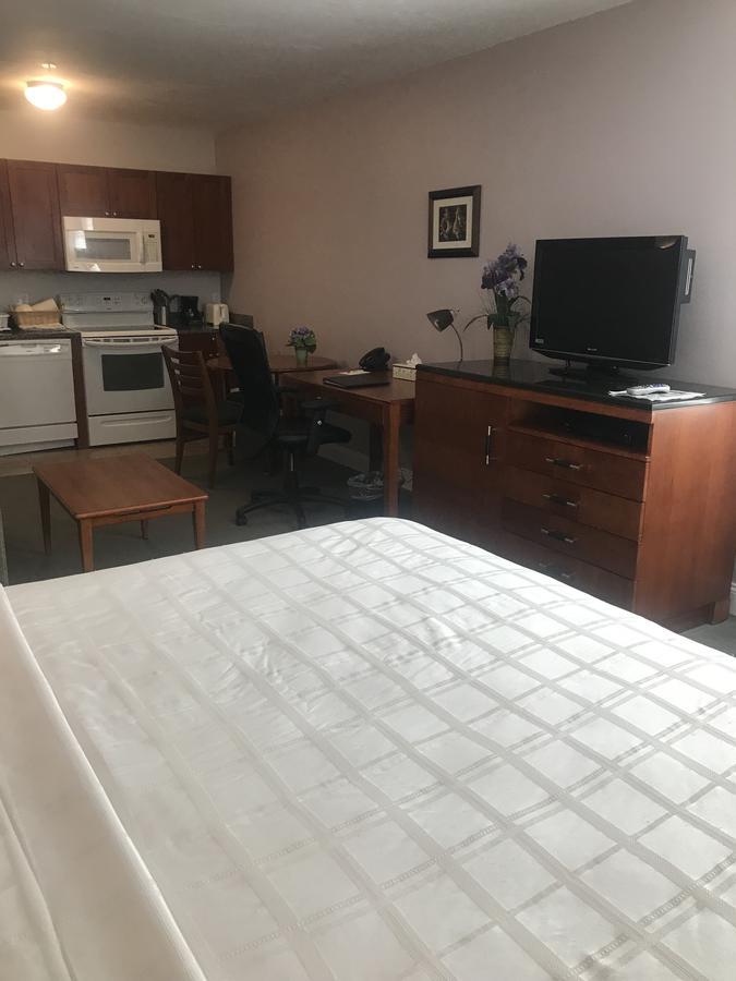 Crescent Suites Hotel Waltham Esterno foto