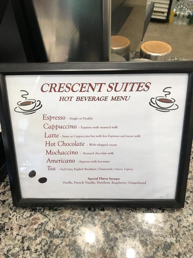 Crescent Suites Hotel Waltham Esterno foto